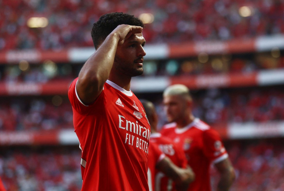 Forest remain interested in Goncalo Ramos