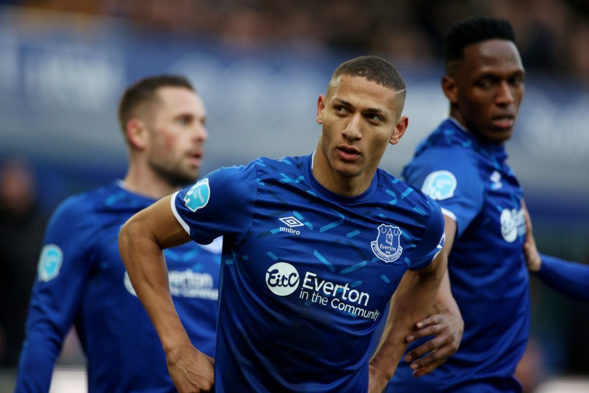 Fabrizio Romano drops Everton transfer news