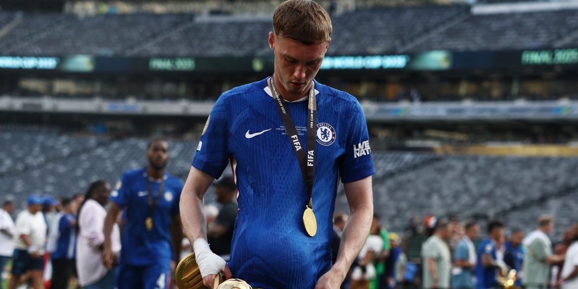 Potter's own Palmer: West Ham hold talks over "outrageous" £40m starlet